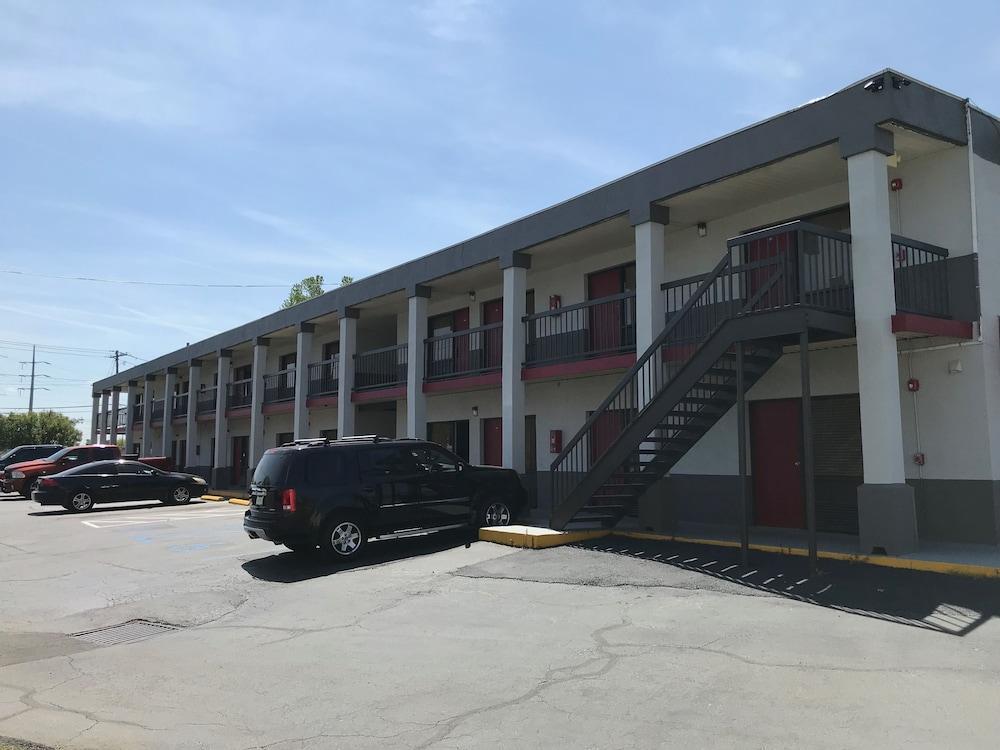 Americas Best Value Inn Fort Jackson Columbia Exterior foto